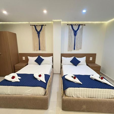 Town Hotel Kairo Bagian luar foto